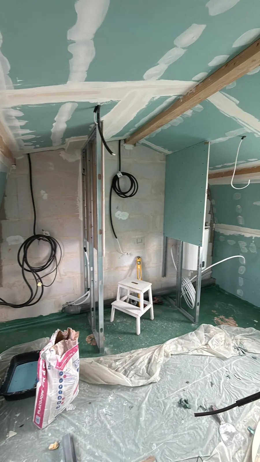 Création d'une salle de bain à Vincennes (94) — avant travaux